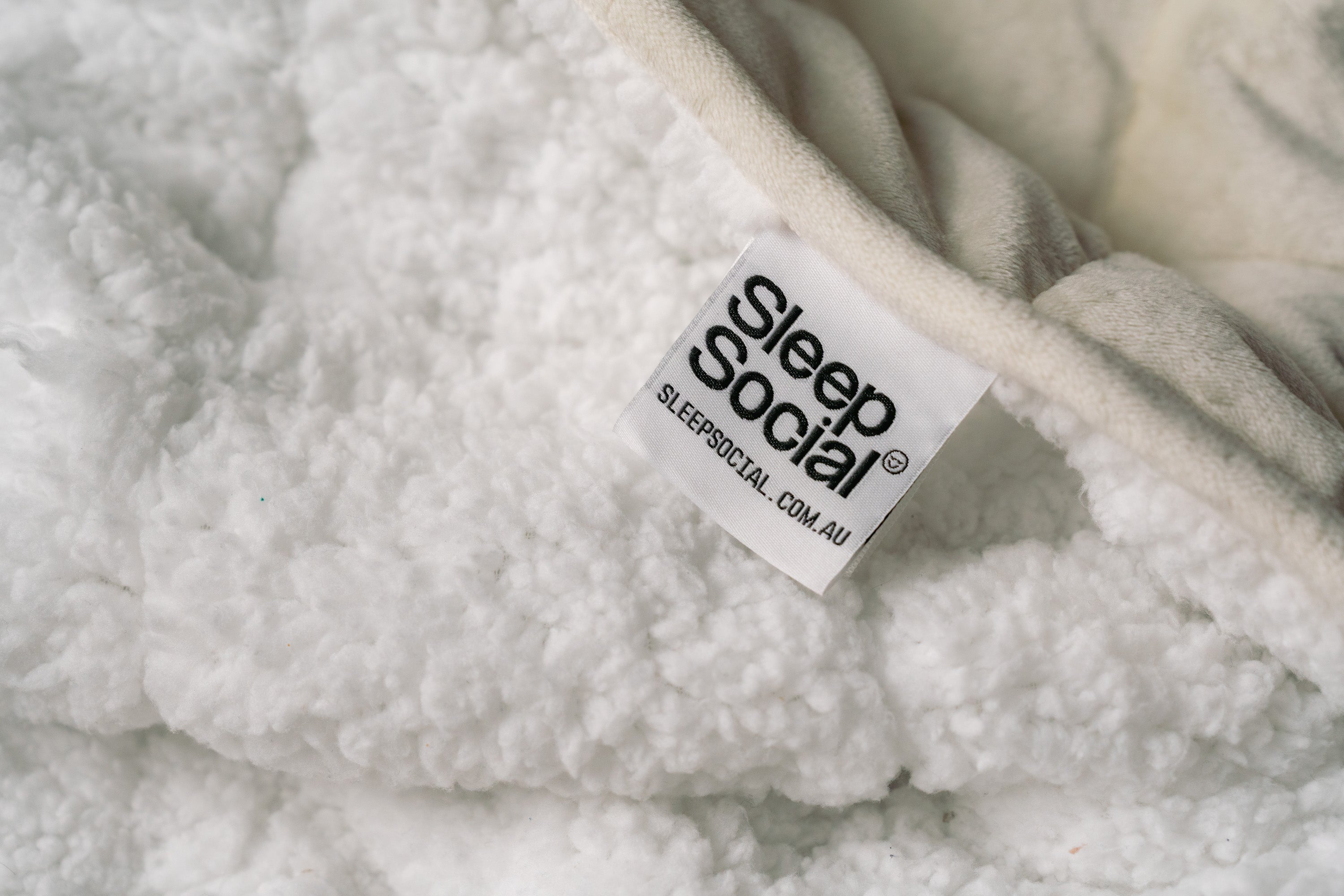 Signature Weighted Blanket